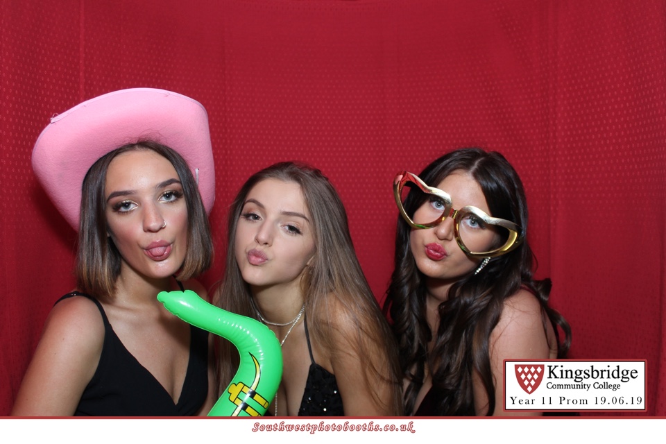 KCC Year 11 Prom | View more photos from the event at gallery.southwestphotobooths.co.uk/u/SWPB/KCC-Year-11-Prom